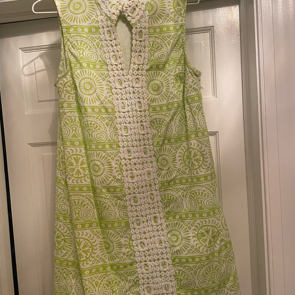 Mud Pie Green and White Patterned Casual Dress with Side Zipper